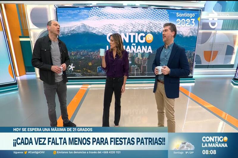 Julián Elfenbein con Monserrat Álvarez en “Contigo en la mañana”