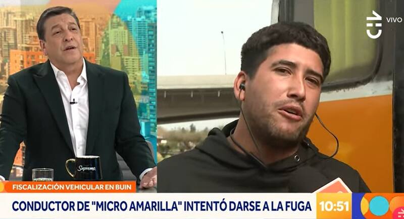 Propietario de bus pirata intentó defender su negocio. Créditos: Captura CHV