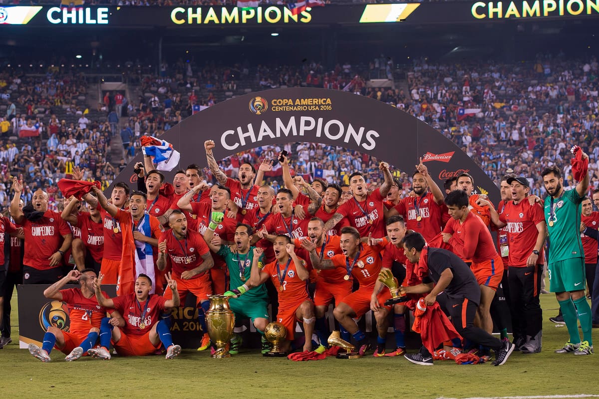 La Roja celebrando el bicampeonato continental en 2016. Crédito: Agencia Aton.