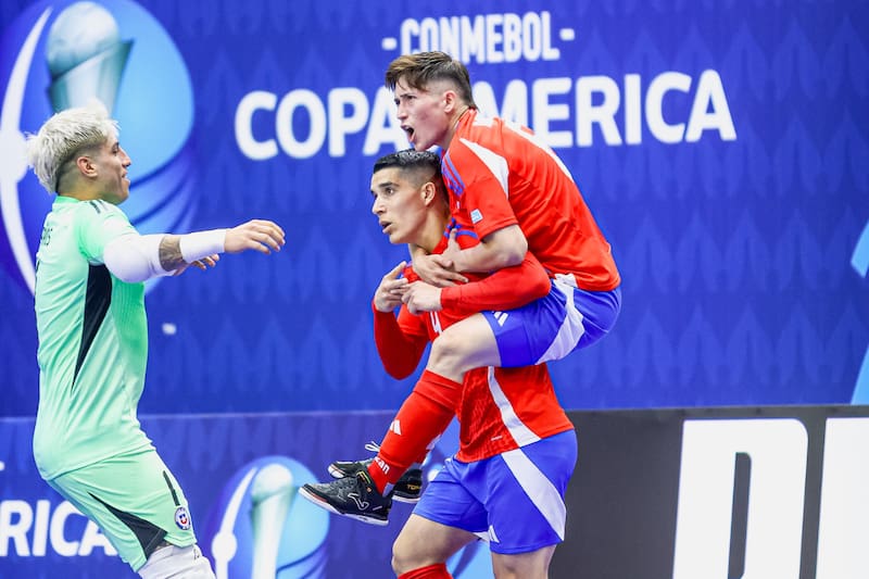 Chile derrotó a Bolivia en el debut. Foto: Conmebol.