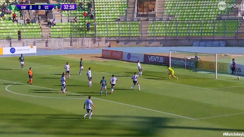 Con error de Saldivia: el gol con el que Santiago Wanderers abrió la cuenta ante Colo Colo