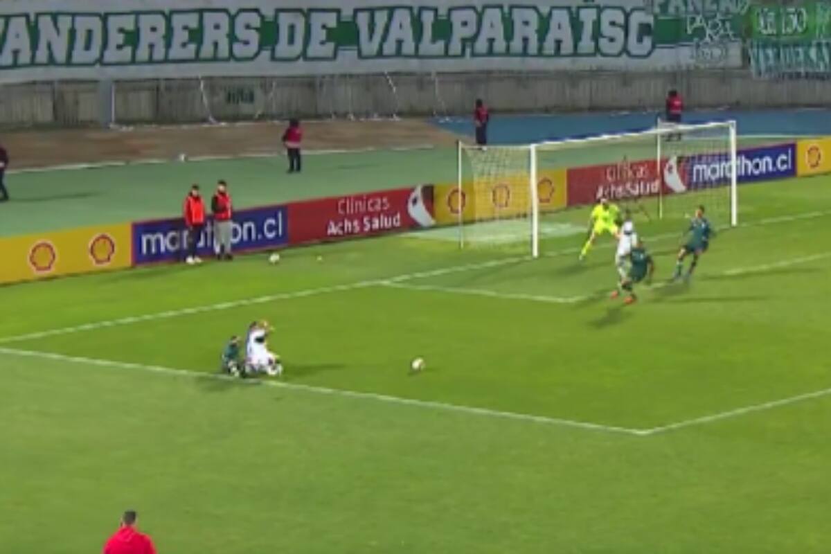 Jaime García reclamó el penal cobrado a favor de Palestino en Valparaíso.