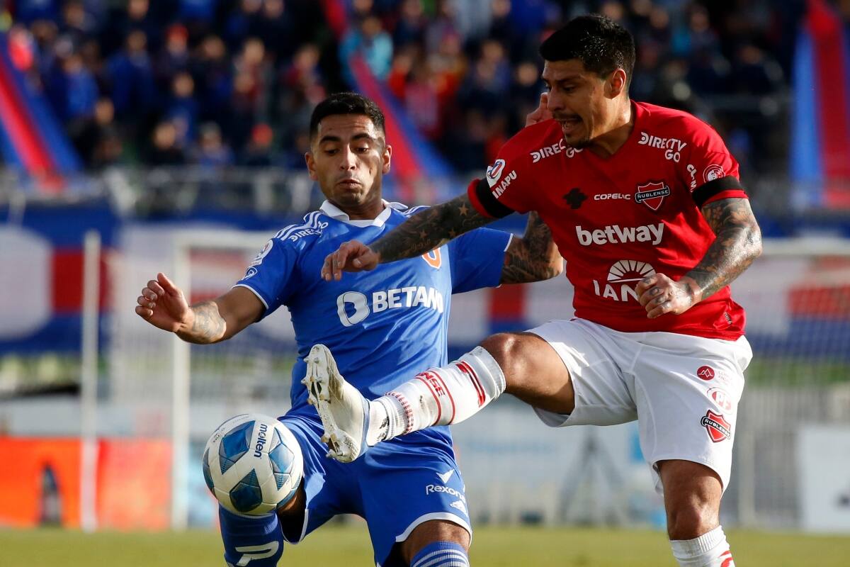 La U y Ñublense sufren para sus estrenos en Copa Chile. Foto: Aton.