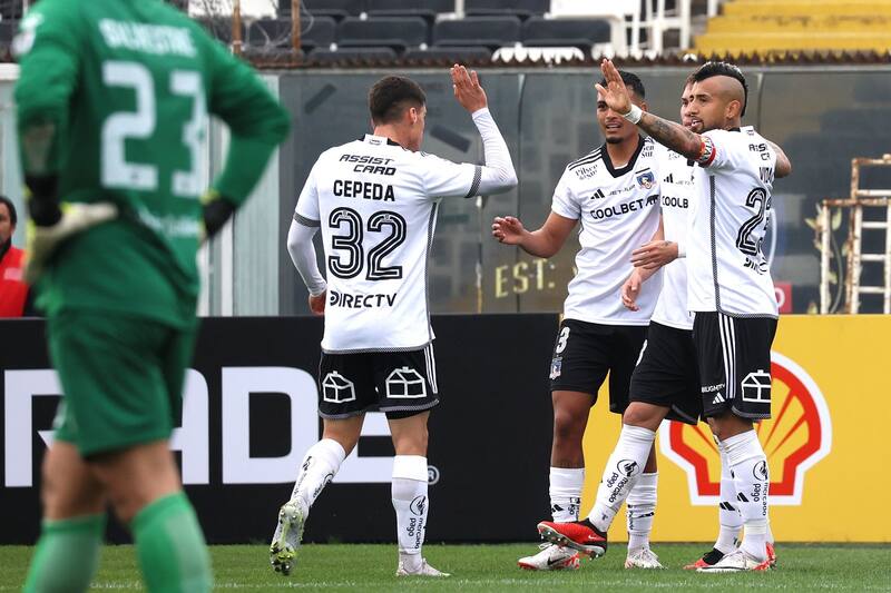 Colo Colo goleó a Deportes Quillón. Agencia Aton
