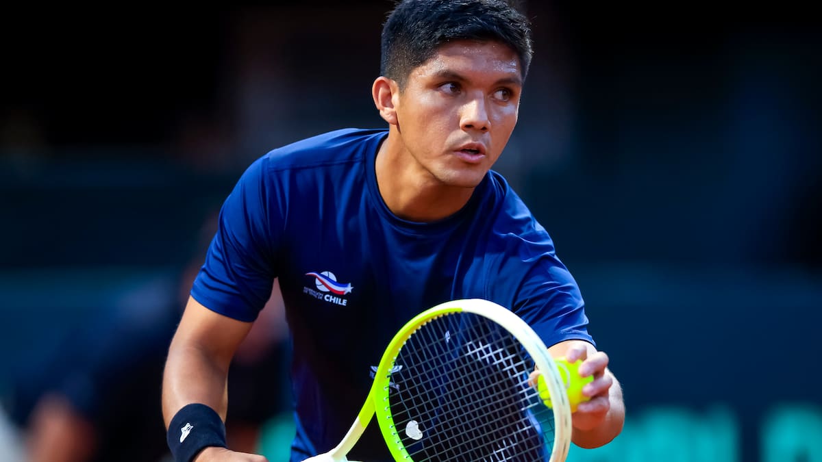 Chile cerró la serie ante Serbia: Matías Soto debutó en singles con triunfo en Copa Davis