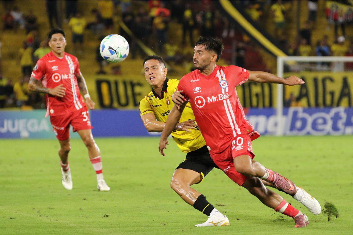 En la ida, jugada en Guayaquil, Argentinos Juniors venció por 1-0 al Barcelona SC.