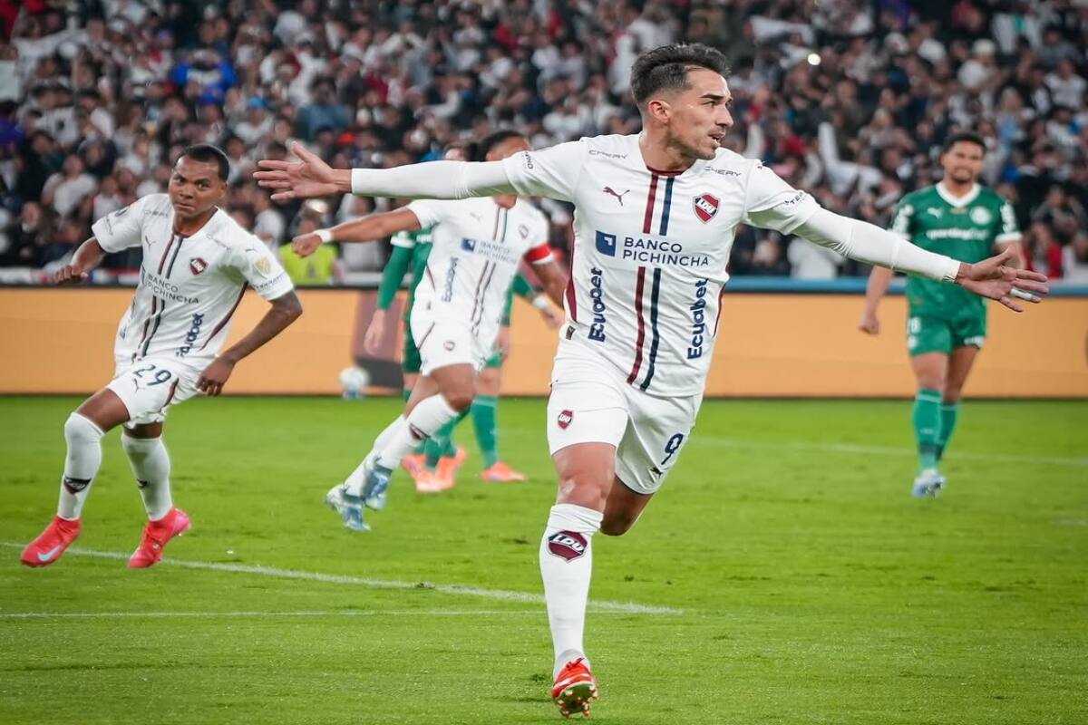 Fiesta en Quito: la Liga Deportiva Universitaria venció por 3-0 a Palmeiras y está muy carca de la final del torneo. Foto: @ldu_oficial en Instagram.