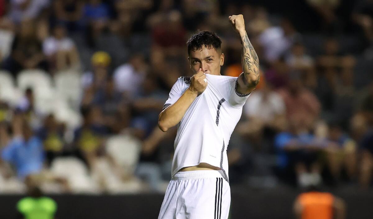 Colo Colo empató ante Sportivo Trinidense.
