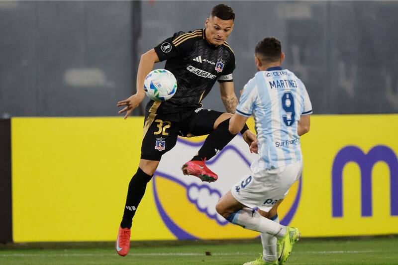 Colo Colo empató con Racing en el Estadio Monumental. Foto: Agencia Aton.