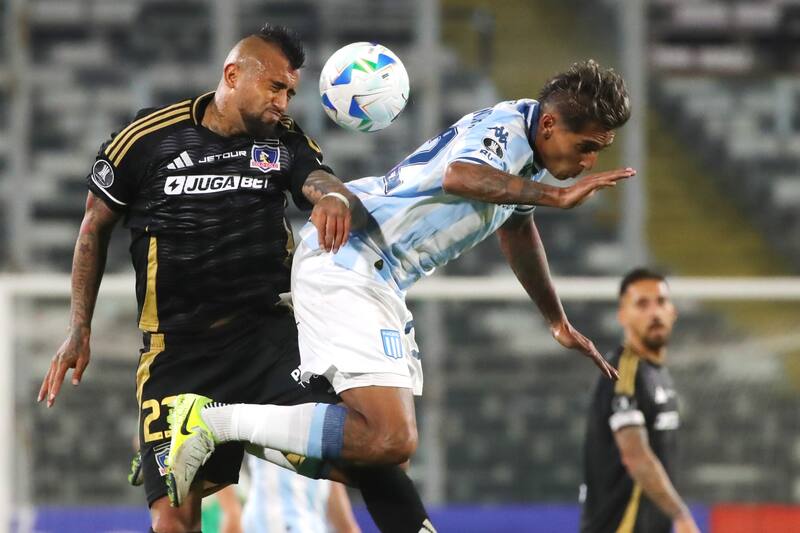 Racing y Colo Colo juegan por la fecha 5.