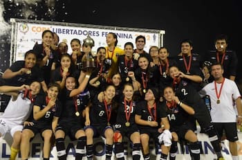 VIDEO | A 13 años de la hazaña; cuando Colo Colo hizo historia al ganar la Copa Libertadores Femenina