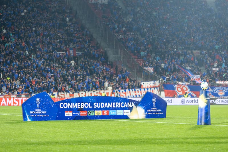 Fecha del sorteo y cómo se definirán los cruces de los clubes chilenosFoto: Felipe Escobedo