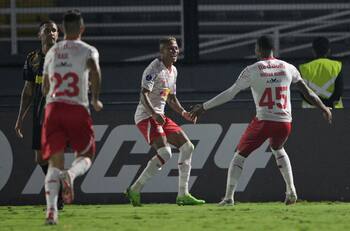 Coquimbo Unido no pudo en Brasil y cayó por la cuenta mínima en Copa Sudamericana