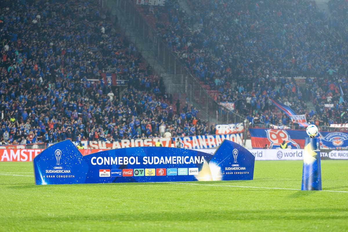 Universidad de Chile vs Independiente, octavos de final de Copa Sudamericana. Foto: Felipe Escobedo