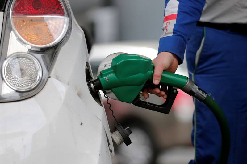 Revisa cómo obtener descuentos en tus cargas de combustible.