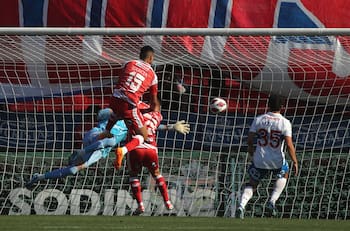 Universidad Católica y Deportes Copiapó firmaron un empate que sólo le sirvió a Magallanes