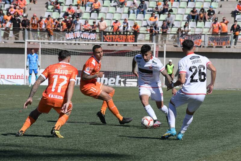 ante Cobreloa por la primera rueda del Campeonato Nacional. Foto: Aton.
