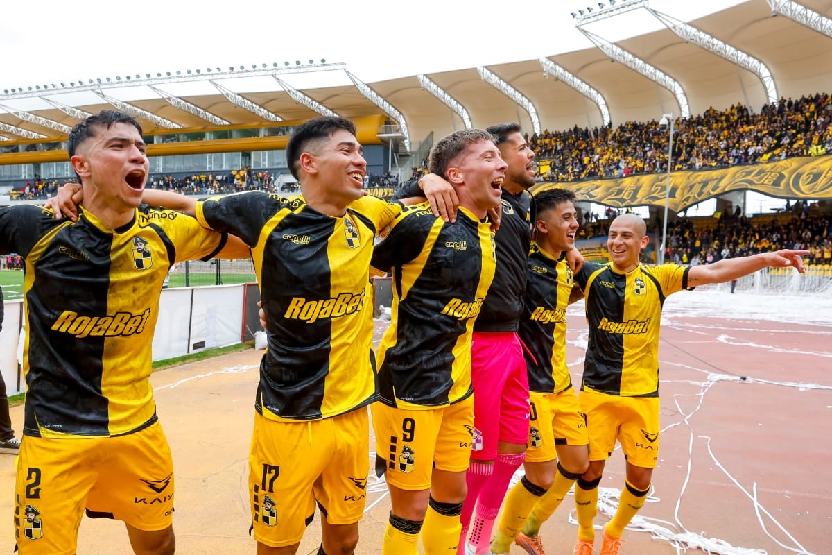 Campeón del fútbol chileno. Foto: Agencia Aton.