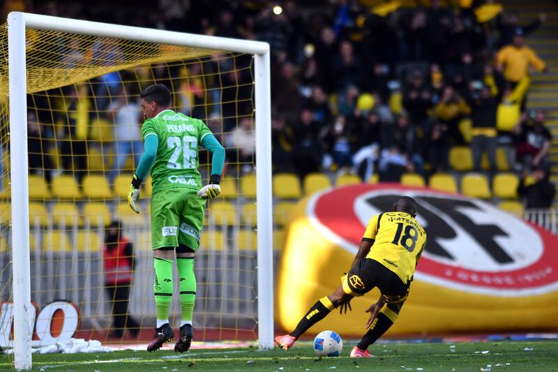 remontó el partido a Limache. Foto: Agencia Aton.