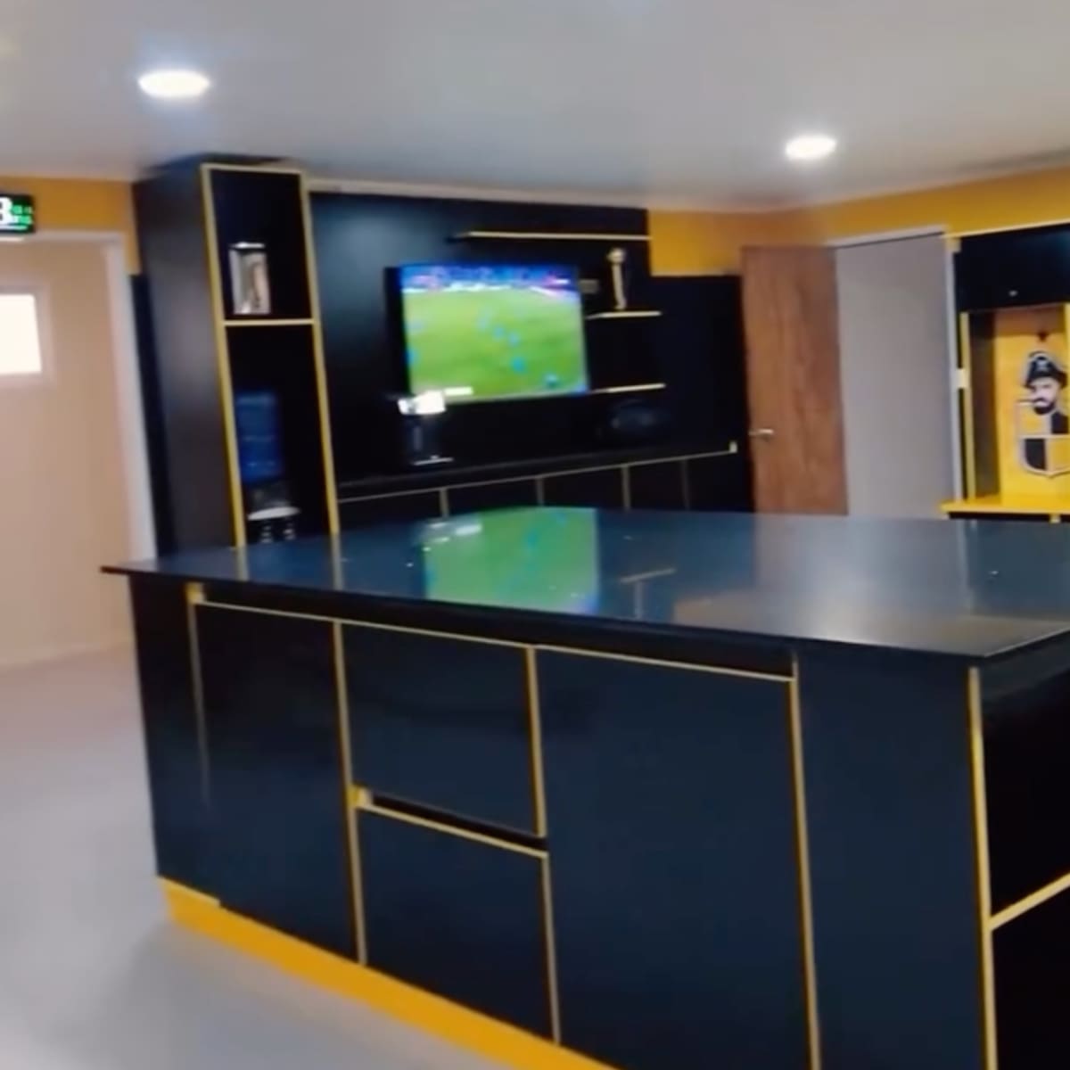 VIDEO | Coquimbo Unido sorprende con remodelado camarín para sus jugadores: “Un nuevo comienzo”