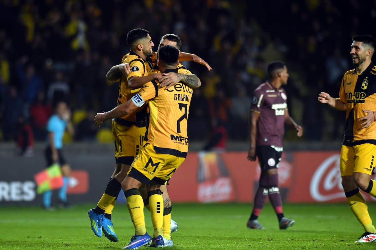 El cuadro Pirata fue muy superior a Universitario y en Perú, los medios lo reflejaron con molestia. Foto: Aton