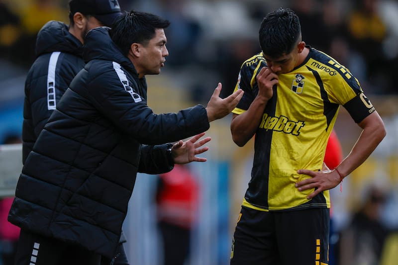 Los Piratas aún no cumplen con el minutaje Sub 21. Foto: Agencia Aton.