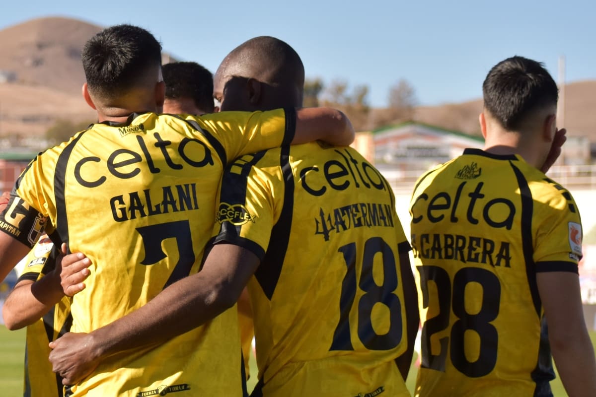 Los Piratas venieron a Colo Colo Sub 20, en la previa del partido del primer equipo. Foto: Agencia ATON.