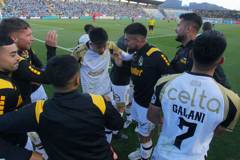 Coquimbo Unido celebra el gol de Palavecino contra O'Higgins.