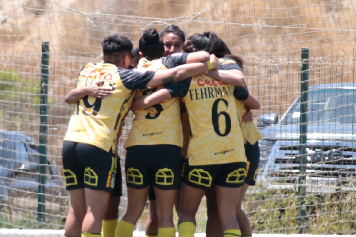 Coquimbo Unido busca el gran golpe en el Campeonato Nacional Femenino.