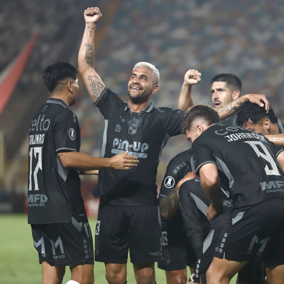 Chile se toma las portadas en Perú: Coquimbo Unido y Esteban Pavez destacados en grande