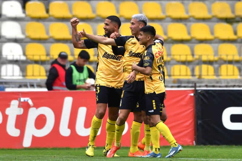 Coquimbo Unido espera un tropiezo de la U para volver al liderato en exclusivo del Campeonato Nacional. Foto: Agencia Aton.