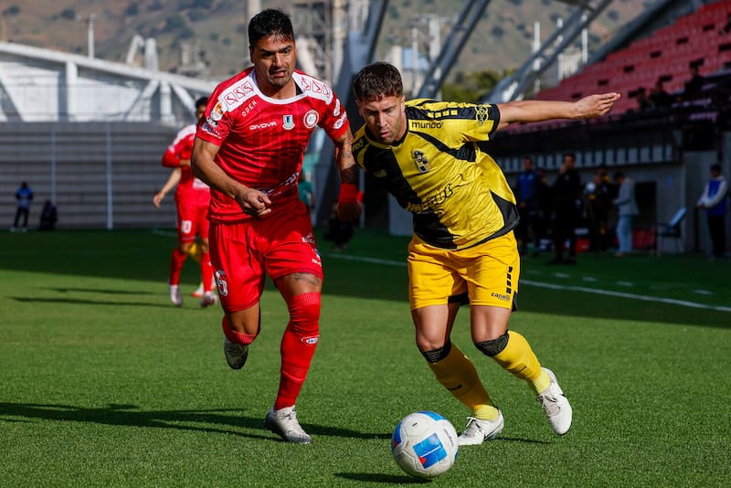 será campeón si vence a Unión La Calera. Foto: Agencia Aton.