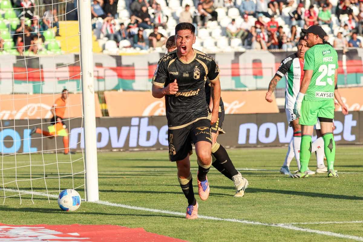 Francisco Salinas marcó el 2-1 final del partido. Foto: Felipe Escobedo / En Cancha