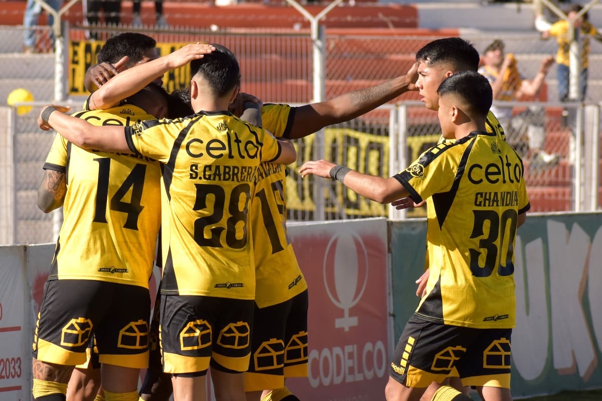 Los Aurinegros son los líderes exclusivos de la Liga de Primera.
