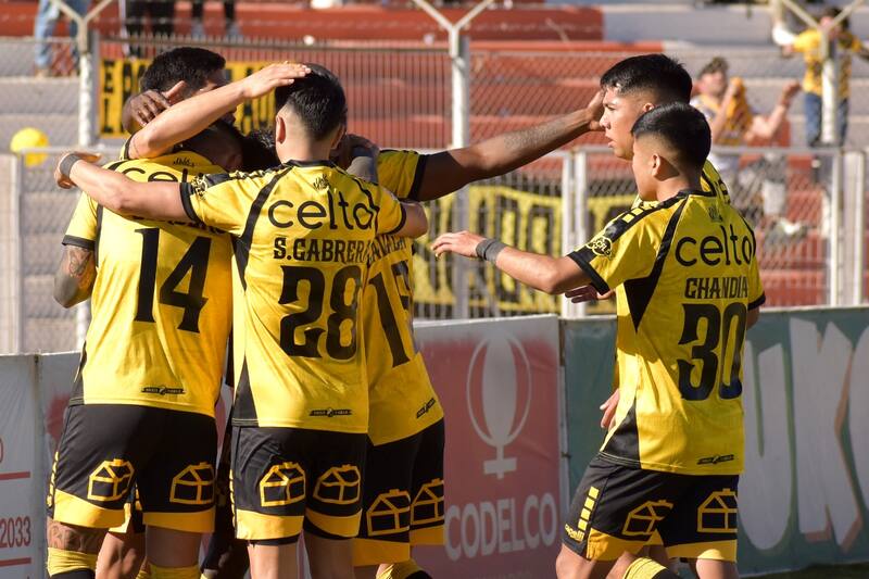 Los Aurinegros son los líderes exclusivos de la Liga de Primera.