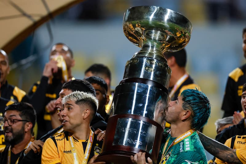 Se coronó campeón de la Supercopa. Foto: Aton.