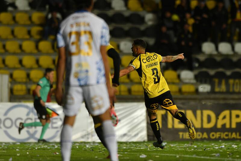 Escaló a los 47 puntos en el liderato.