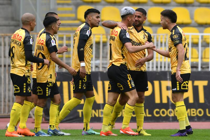 Coquimbo Unido venció a Ñublense con gol de Alejandro Azócar. (Foto: Aton)