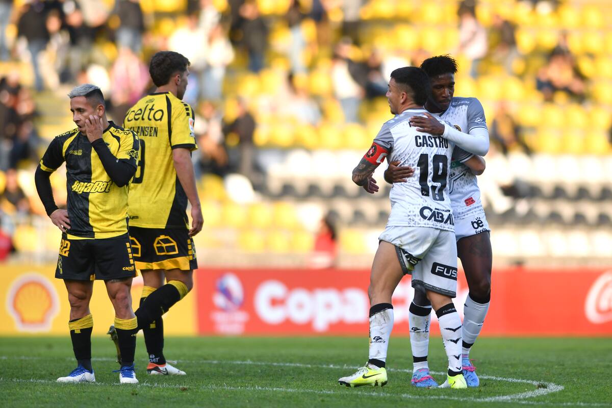 Los Tomateros eliminaron a los Piratas del certamen y ahora se verán las caras nuevamente. /Photosport