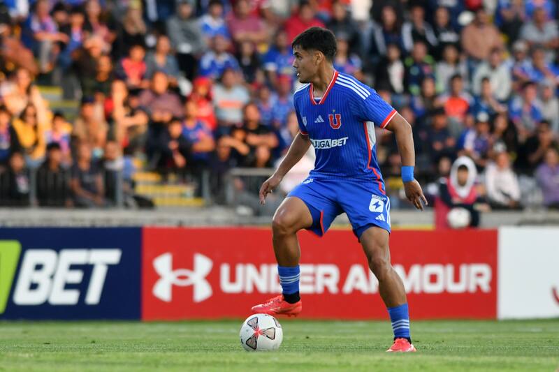 El jugador de Universidad Chile, Enzo Fernandez. Foto: Agencia Aton.