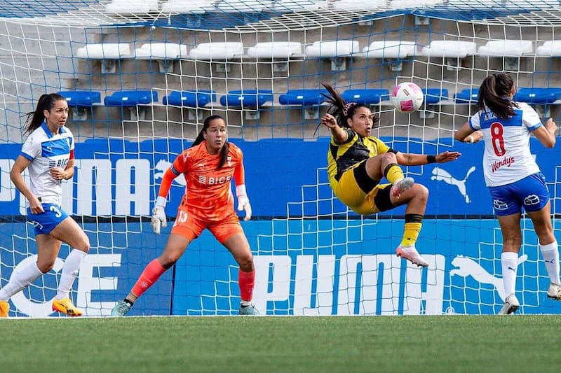 El partido de vuelta se juega este sábado en Coquimbo. Foto: Contragolpe.cl
