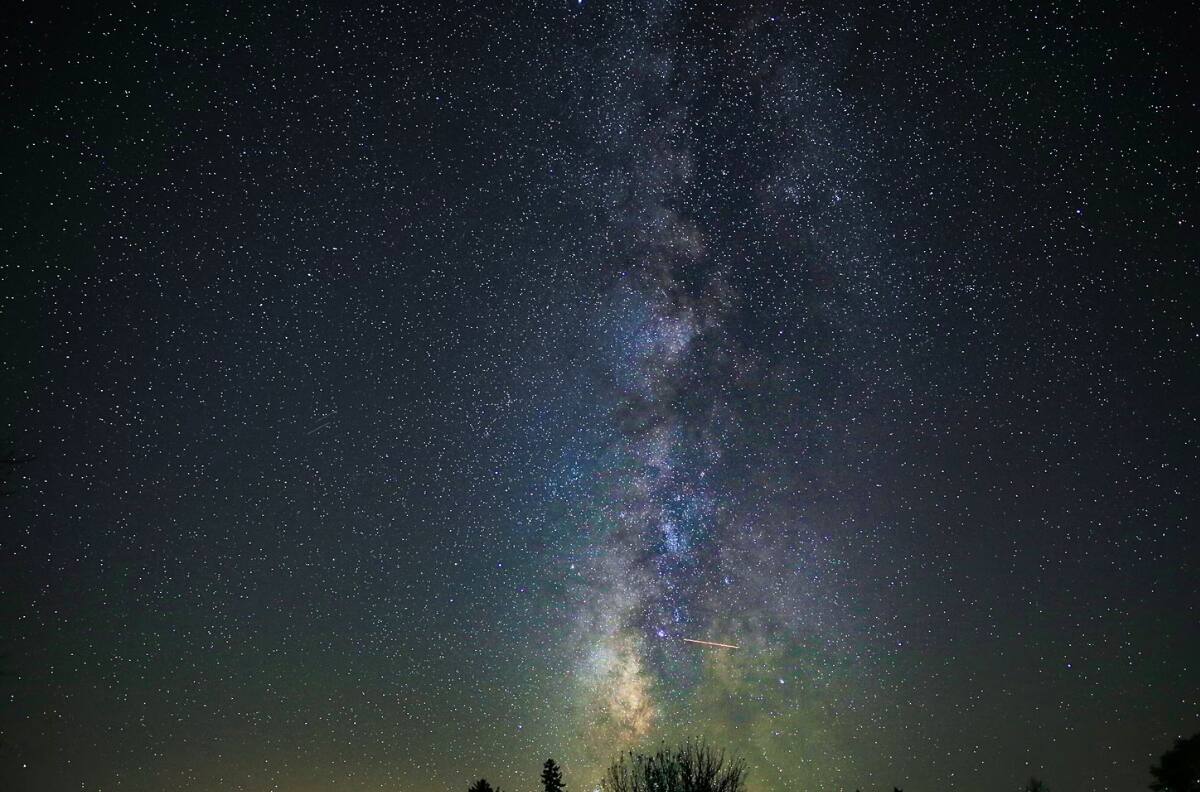 Así puedes tomar una fotografía del centro de la Vía Láctea en mayo: se verá en los próximos días en Chile