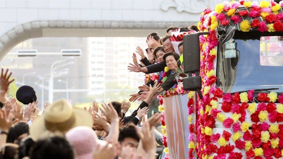 VIDEO | Carnaval desatado en Corea del Norte para recibir a las campeonas del mundo