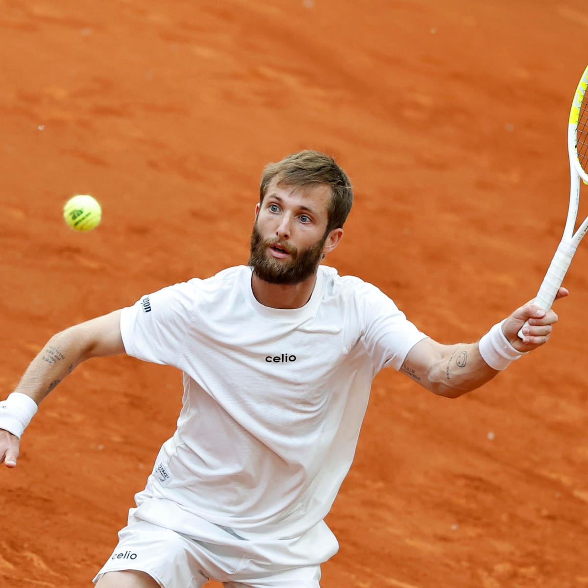 VIDEO | El show de Corentin Moutet en Madrid: sacó por abajo, lo pifiaron... y terminó perdiendo igual