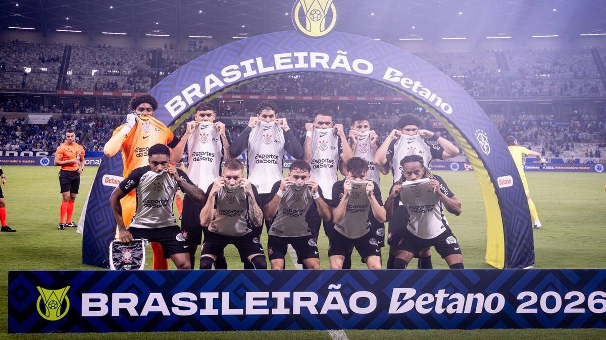 VIDEO | Jugadores de Corinthians muestran su apoyo a Vinícius tras polémica con Gianluca Prestianni