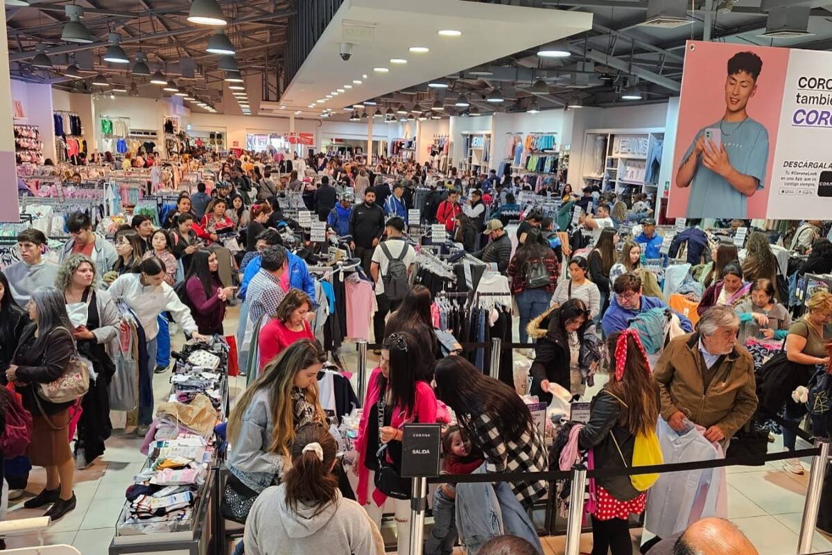 La tienda Corona ha lanzado varias ofertas este mes para que los clientes obtengan los mejores regalos para esta Navidad.