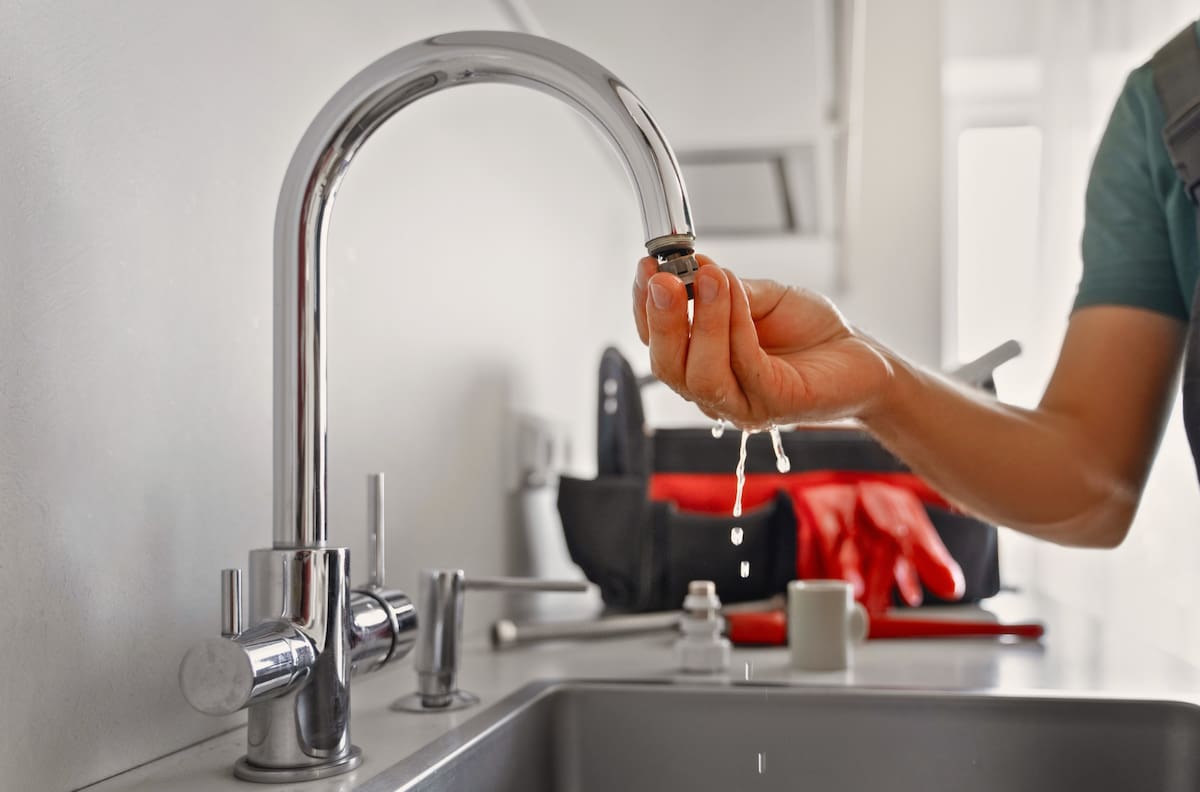 Corte de agua en Santiago por hasta 15 horas: revisa qué comunas de la RM no tendrán suministro este jueves