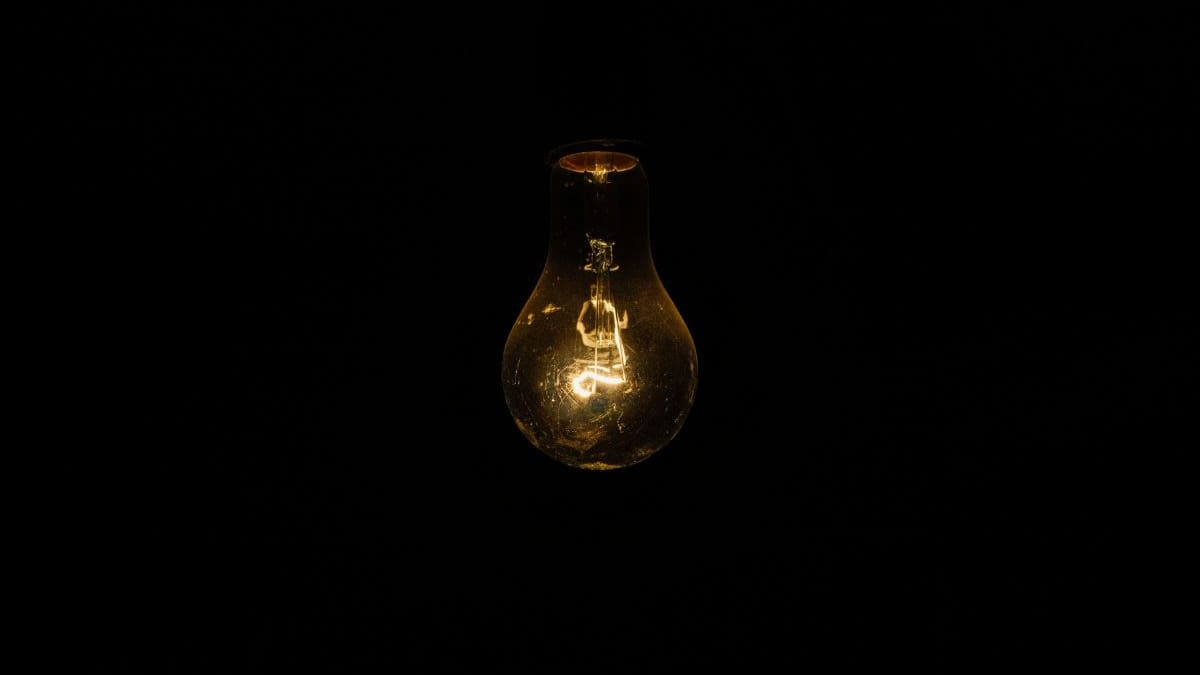 Las Condes, La Reina, Ñuñoa y seis comunas más de la RM: Enel confirma cortes de luz para este martes 30 de septiembre
