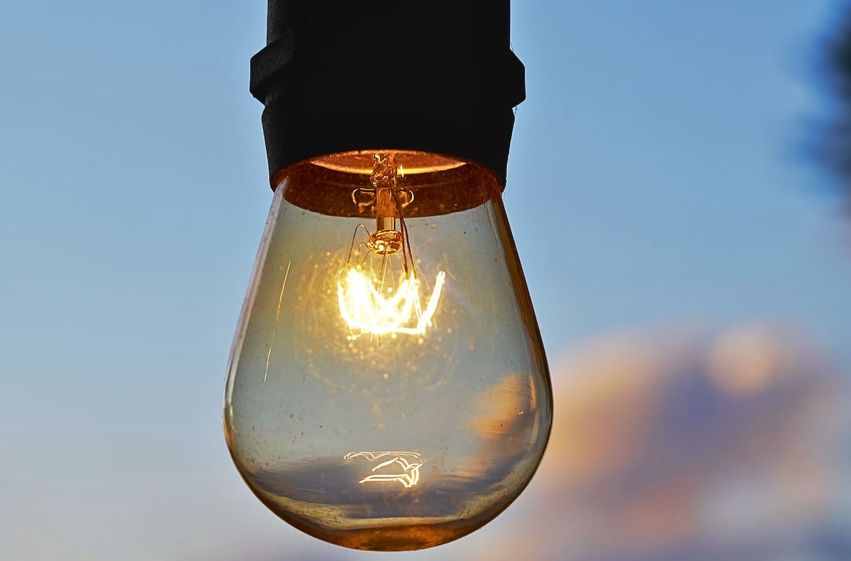 Cortes de luz programados en Santiago este sábado 25 de abril: siete comunas se verán afectadas por hasta 7 horas