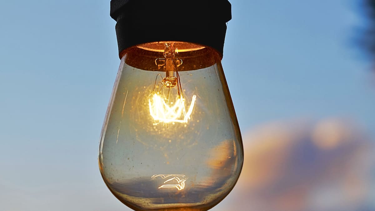 Cortes de luz en la RM: estas comunas no tendrán suministro el viernes 1 de mayo